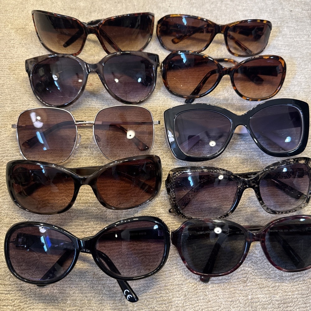 10 prs Oversized sunglasses: Lauren Conrad, Jones NY, Dana Bachman, DesignOptic